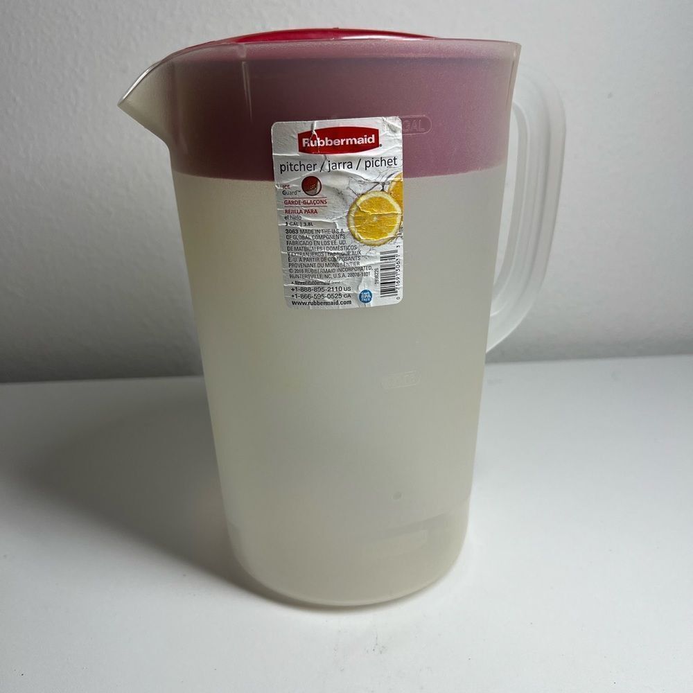 Rubbermaid 1 Gal. Simply Pour Plastic Pitcher With Multi-function Lid